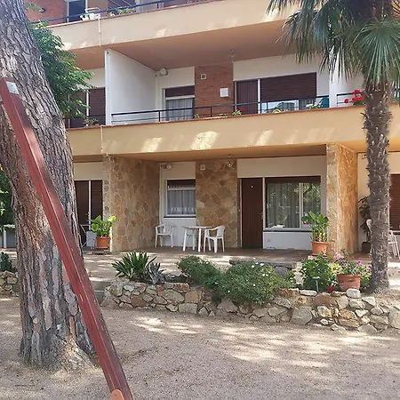 Rvapartaments Benelux Castell-Platja d’Aro